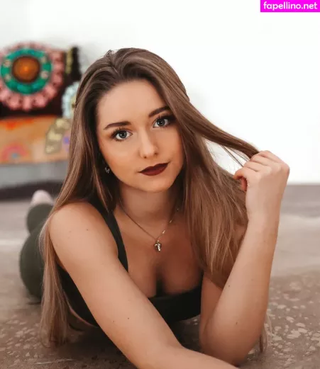 Melaniehfl OnlyFans Thumbnail #qEdCVBfTFy