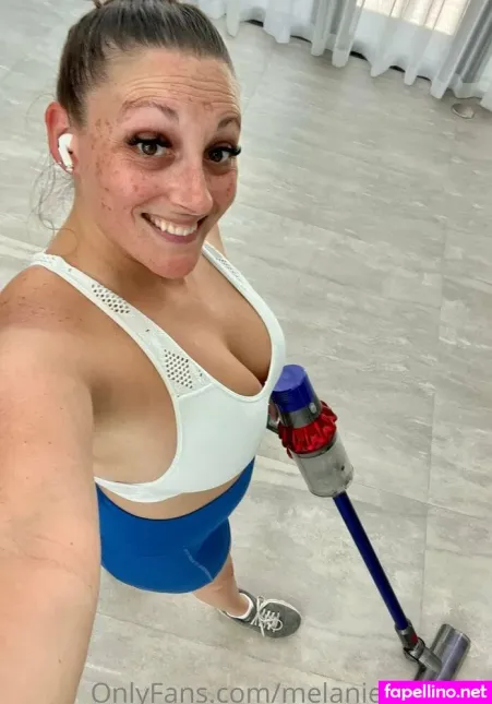Melaniehicksxxx OnlyFans Thumbnail #V2V53Dkc15