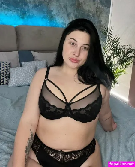 Melaniemarlowe OnlyFans Thumbnail #PU4kt98hMc