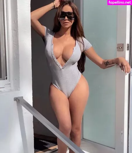 Melanieortz OnlyFans Thumbnail #3nIv8lyPab