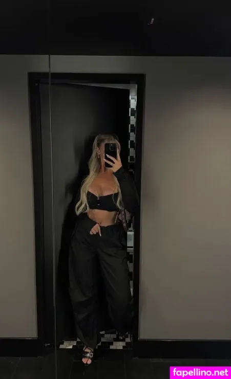 Melaniethrr OnlyFans Thumbnail #DebOlfCzD7