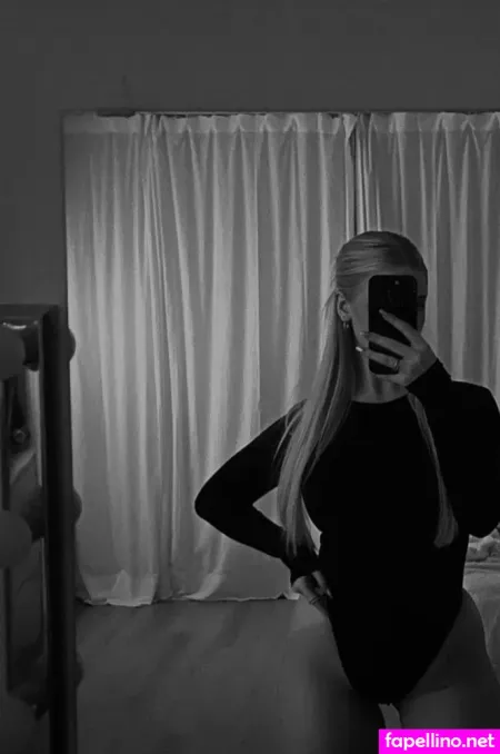 Melaniethrr OnlyFans Thumbnail #uZOBQKVVMu