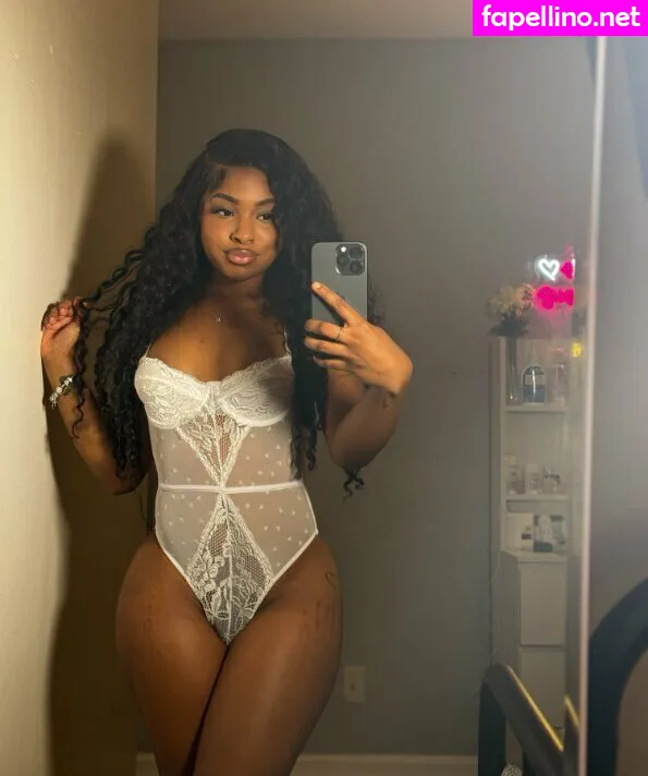 Lexia will, lexiawill, melanincakes, melanincakesanddecor Nude Leaked OnlyFans Photo #4zsyD1WSDi