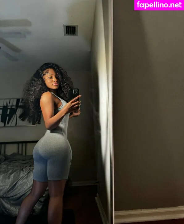 Lexia will, lexiawill, melanincakes, melanincakesanddecor Nude Leaked OnlyFans Photo #lNI3vzyhKL