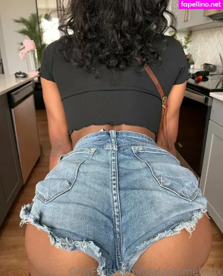 Melaninmelanix OnlyFans Thumbnail #1lPpGMO0oB