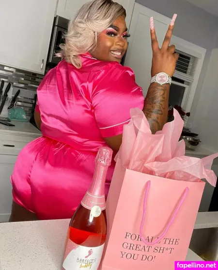Melatoninthroatfree OnlyFans Thumbnail #622klfI4pK