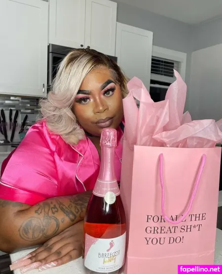 Melatoninthroatfree OnlyFans Thumbnail #fhYWHprXi9