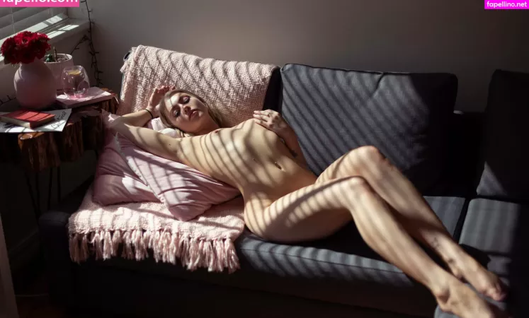 Melbourneartnude OnlyFans Thumbnail #B02z8cpeZS