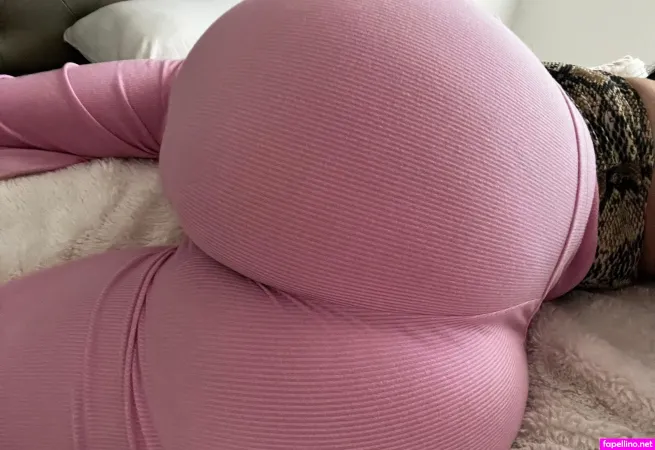 Melcat OnlyFans Thumbnail #DWCh3fJkKg