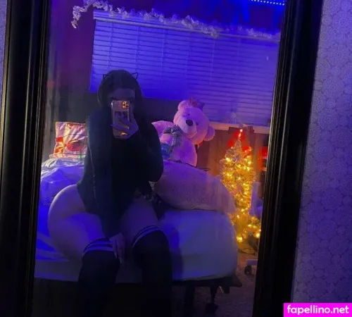 Melcat OnlyFans Thumbnail #EM1t1oy39O