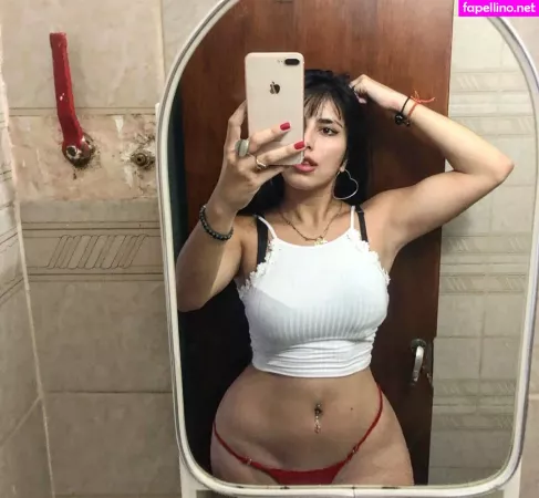 Meli Almada OnlyFans Thumbnail #tReHXB3bAn