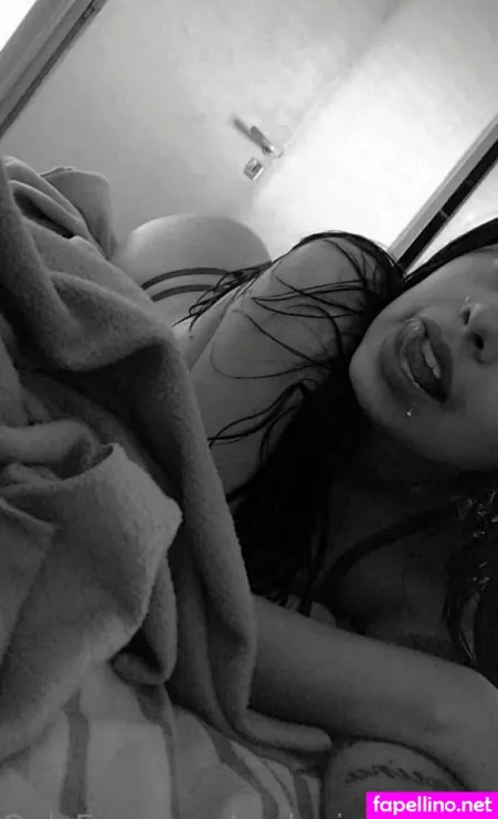 Meliiitinni OnlyFans Thumbnail #UC3LnxnNYl