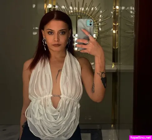 Melike Erdim OnlyFans Thumbnail #17wHXtmmGS