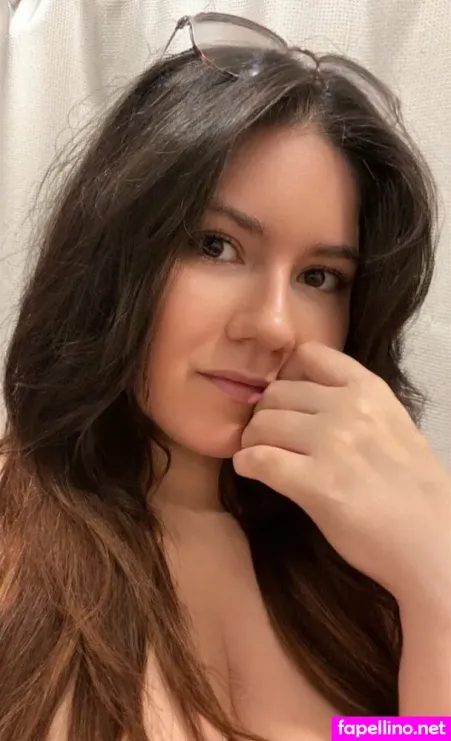 Melikelly1 OnlyFans Thumbnail #q8U4MRlUU4