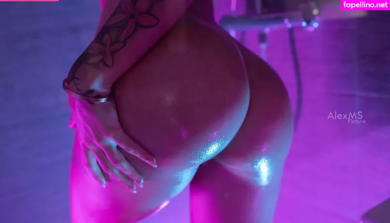 Melina 69 OnlyFans Thumbnail #dCWwhZsVmp