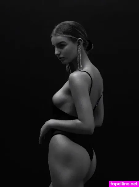 Melina Menzel OnlyFans Thumbnail #9p7rCPvvbr