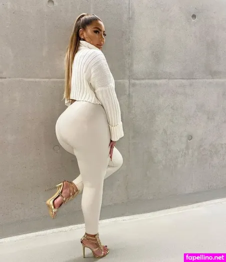 Melina Million OnlyFans Thumbnail #OuTSjdVycN