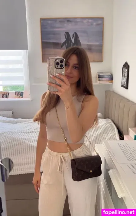Melina Msxou OnlyFans Thumbnail #nnf4FBrZYT