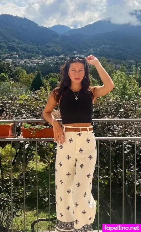Melina Robotis OnlyFans Thumbnail #mcYjrUYVvy