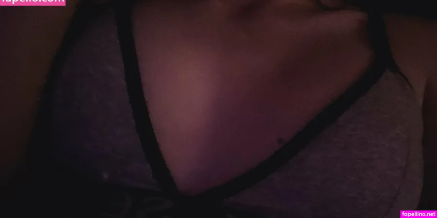 Melina Shoe OnlyFans Thumbnail #UuLLsyVCRt