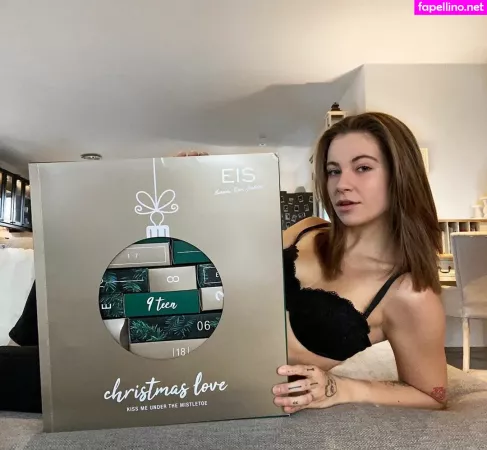 Melina Sophie OnlyFans Thumbnail #NRi9UUh6Ar