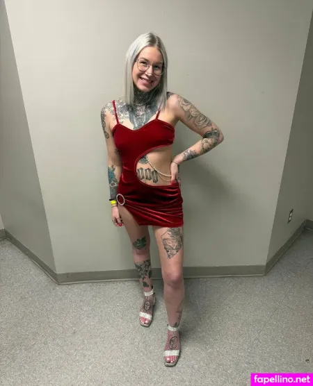Melinaroyfree OnlyFans Thumbnail #vcBVg2DldA