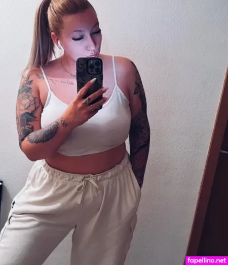 Melinaxx OnlyFans Thumbnail #4IX1tRynEV