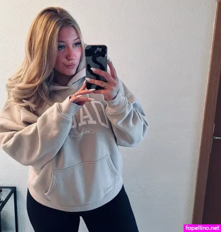 Melinaxx OnlyFans Thumbnail #UDgpi1XGeu