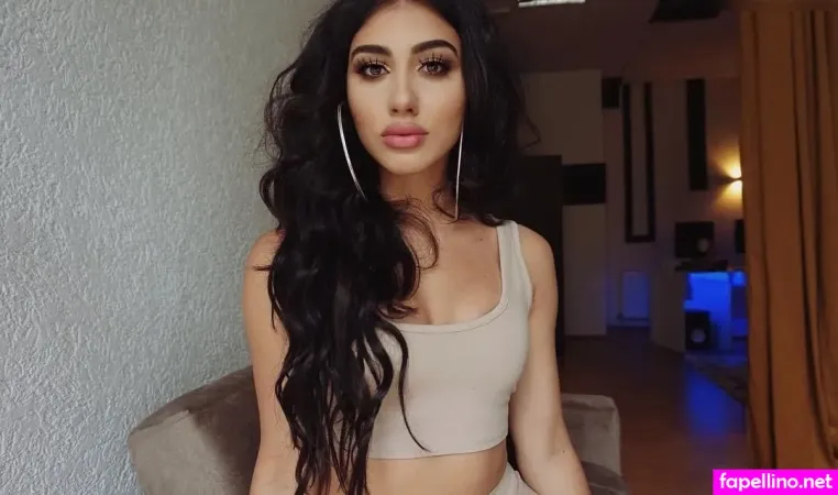 Melinda Ademi OnlyFans Thumbnail #LxmmGEycnW