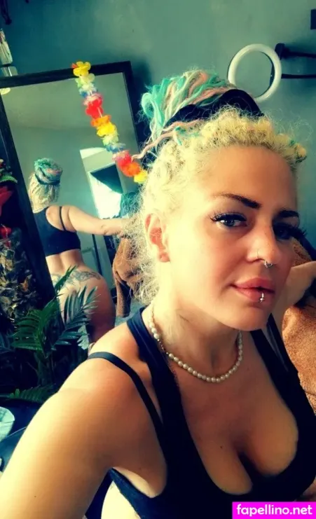 Melindaxlatin OnlyFans Thumbnail #zpbddPQg6w