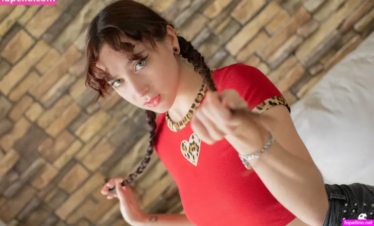 Melinoe OnlyFans Thumbnail #nhM6Fq2l8g