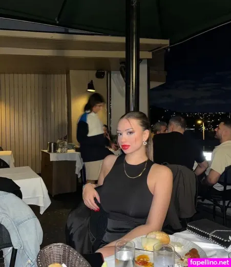 Melis Bekaroglu OnlyFans Thumbnail #F5UqYm5J48