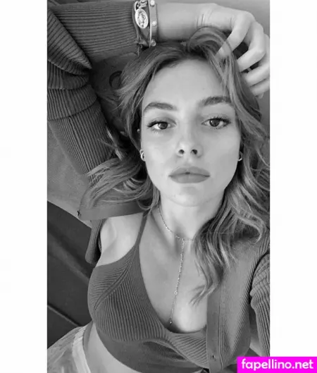 Melis Sezen OnlyFans Thumbnail #2lba8OUwR1