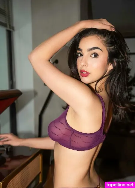 Meliskap OnlyFans Thumbnail #dHyF5y7R2M