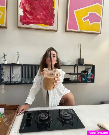 Melissa Around OnlyFans Thumbnail #DFtiZrWTEt