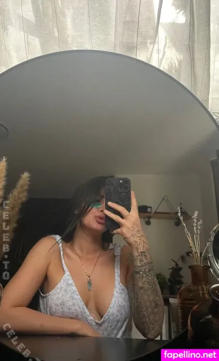 Melissa Around OnlyFans Thumbnail #Y7hLAYONmP