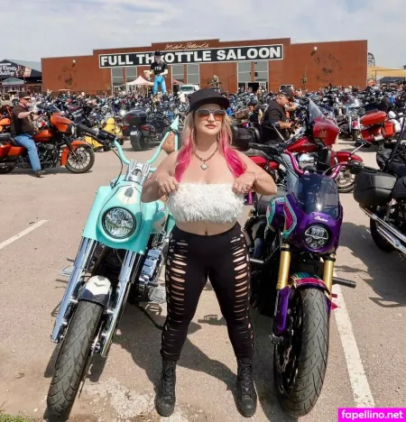 Melissa Bee OnlyFans Thumbnail #SPYeZW0BJ3