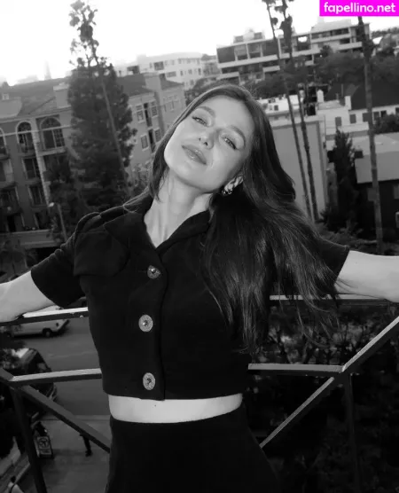 Melissa Benoist OnlyFans Thumbnail #XjVeYBFT33