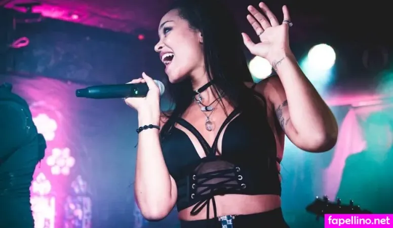 Melissa Bonny OnlyFans Thumbnail #z8tmAJ1uir