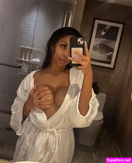 Melissa Calangi OnlyFans Thumbnail #oT4IEb1pBZ