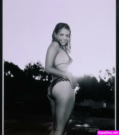 Melissa Joan Hart OnlyFans Thumbnail #8as8NdJNUu