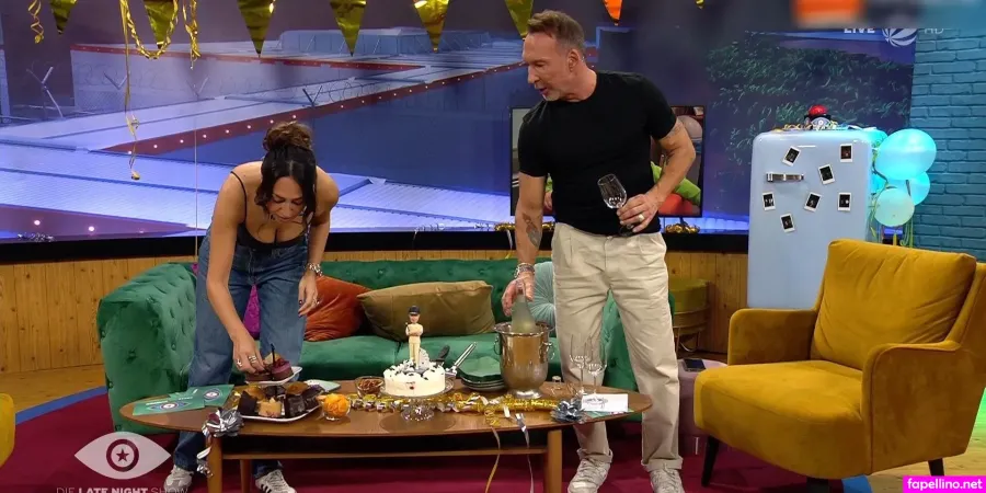 Melissa Khalaj OnlyFans Thumbnail #T299AbsEU5