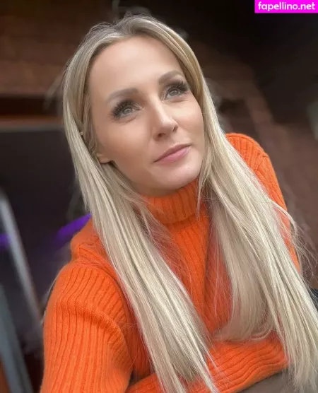 Melissa Naschenweng OnlyFans Thumbnail #ar3Pfphyvc