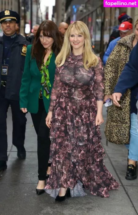 Melissa Rauch OnlyFans Thumbnail #FVnSMO03cV