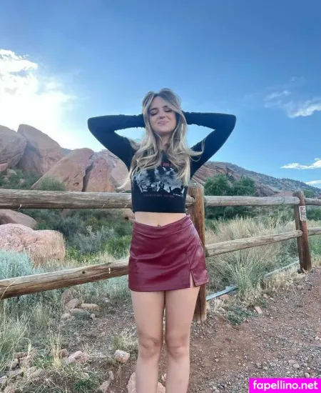 Melissa Seals OnlyFans Thumbnail #4BM8VYkqvt