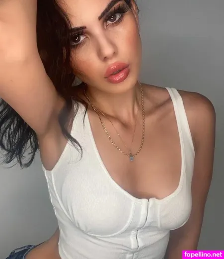 Melissa Wakileh OnlyFans Thumbnail #tFS0grTB7I