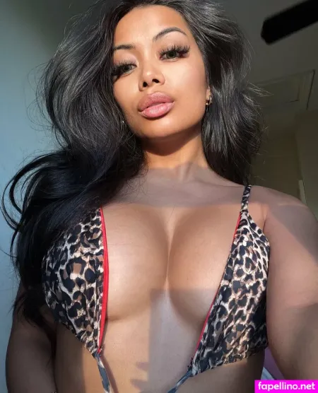 Melissacalangi OnlyFans Thumbnail #ueyGObrpG5