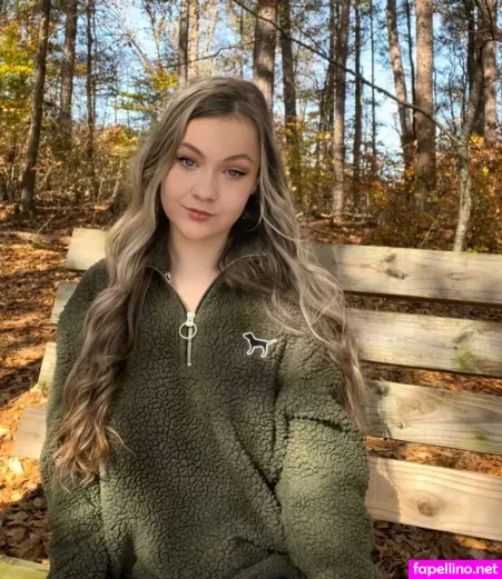 Melissapreslee OnlyFans Thumbnail #4oh3LZBb7i