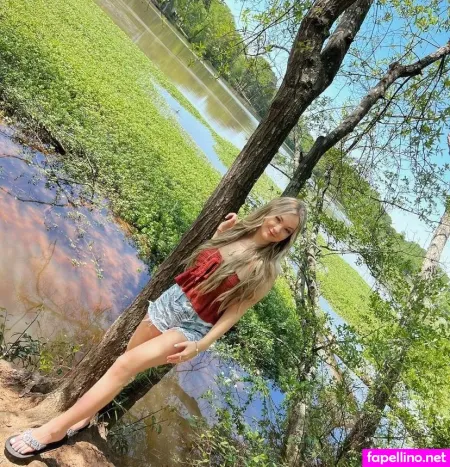 Melissapreslee OnlyFans Thumbnail #FNR60fE255