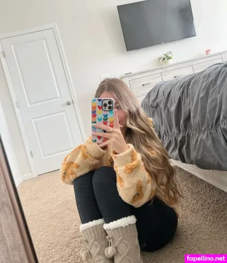 Melissapreslee OnlyFans Thumbnail #mQoW8wJbvE